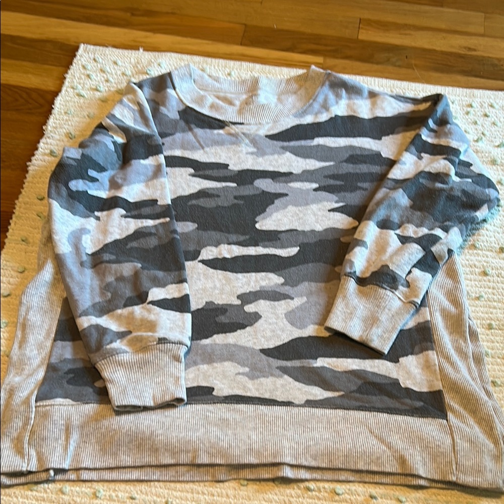 Aerie Gray Camo Sweatshirt size small, oversized fit